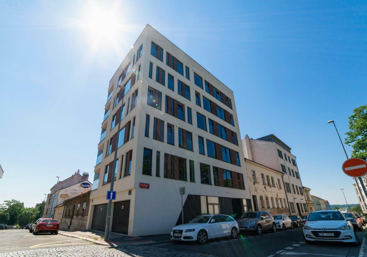 Hostel Homer Liben Πράγα Εξωτερικό φωτογραφία