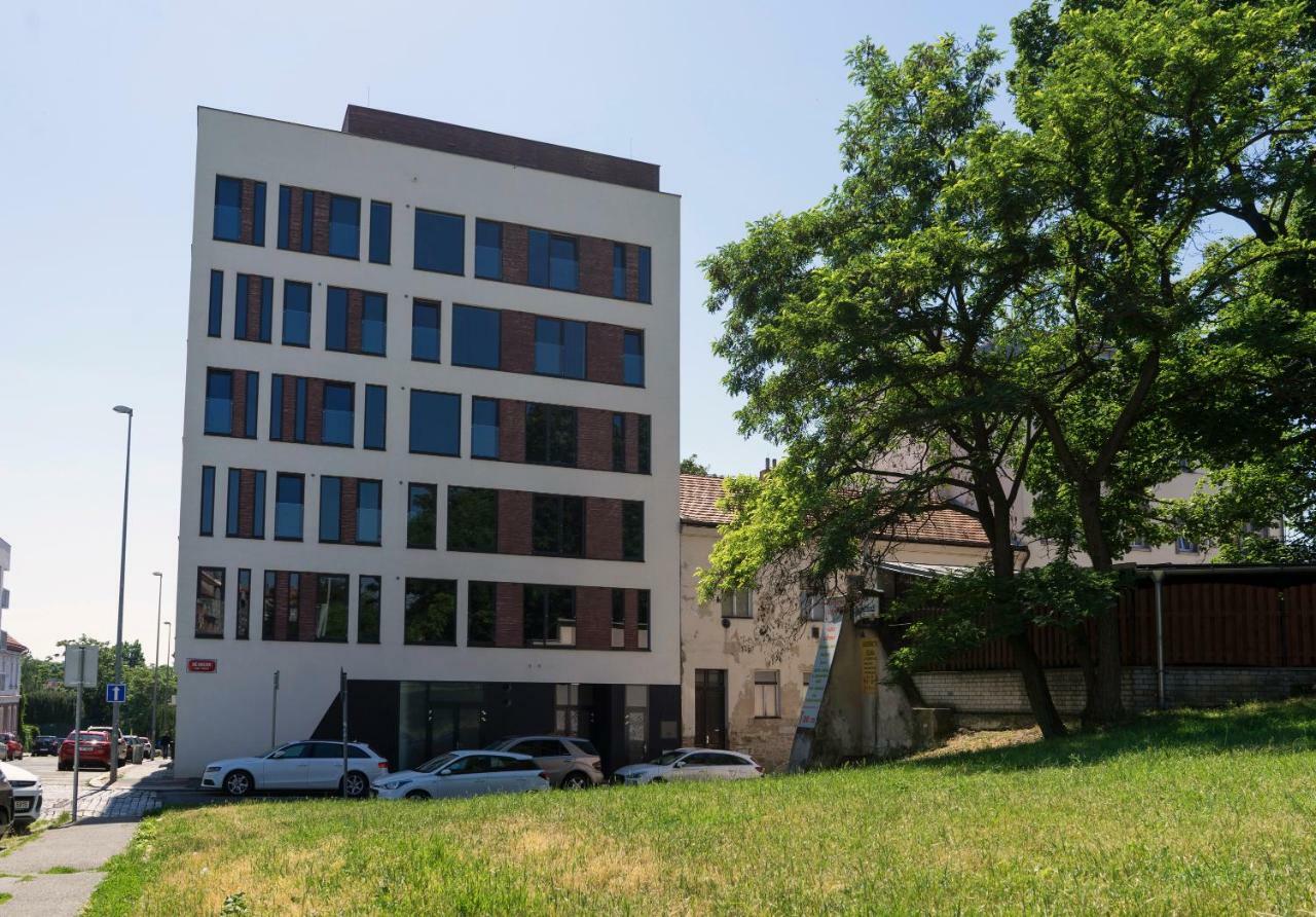 Hostel Homer Liben Πράγα Εξωτερικό φωτογραφία