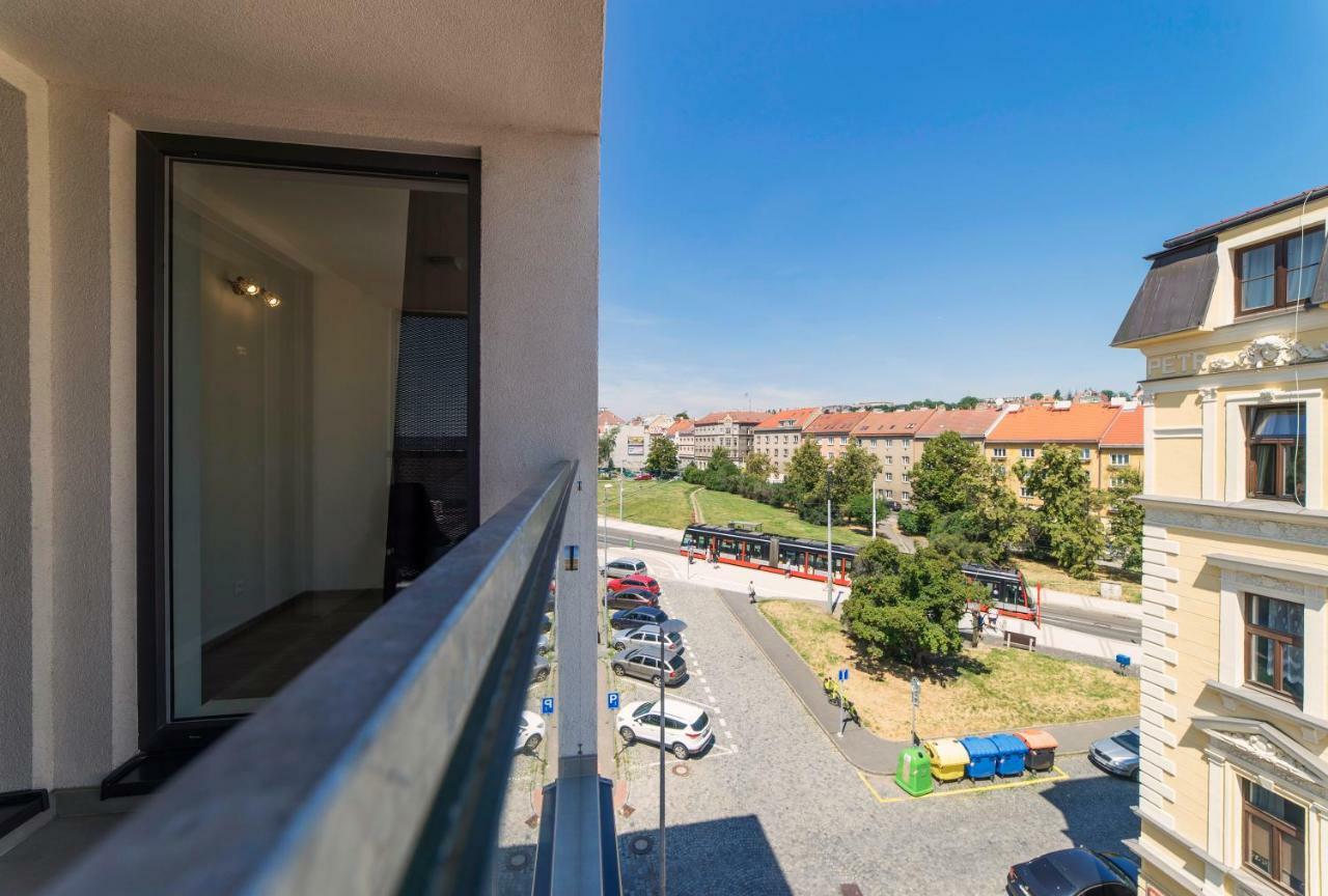 Hostel Homer Liben Πράγα Εξωτερικό φωτογραφία